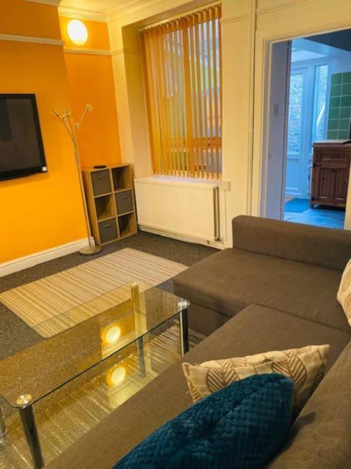 Goldcroft Villa Abertillery Bagian luar foto