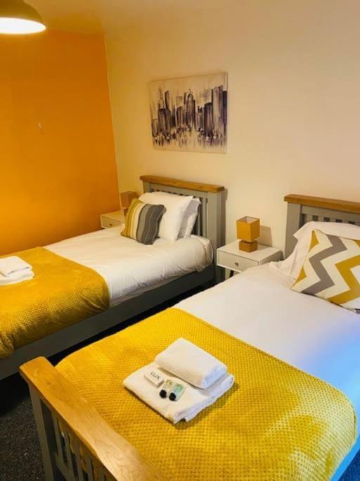 Goldcroft Villa Abertillery Bagian luar foto