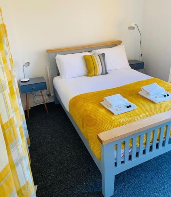 Goldcroft Villa Abertillery Bagian luar foto